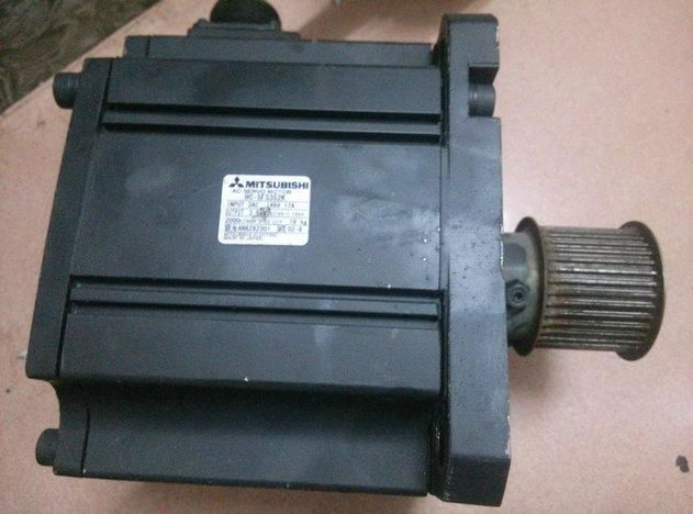 Maintance Niigata HC-SFS702 HC-SFS501MK HA-LFS15K2-S3 Motor