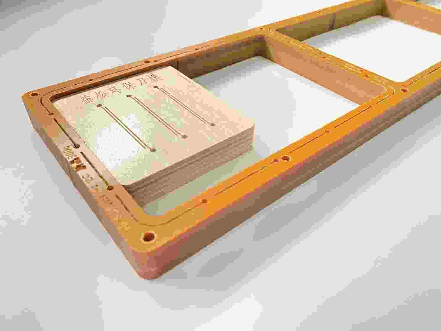 Stripping Steel Rule Auto Bender with Fast and Accurate Bending, Multi-Bridging, 18