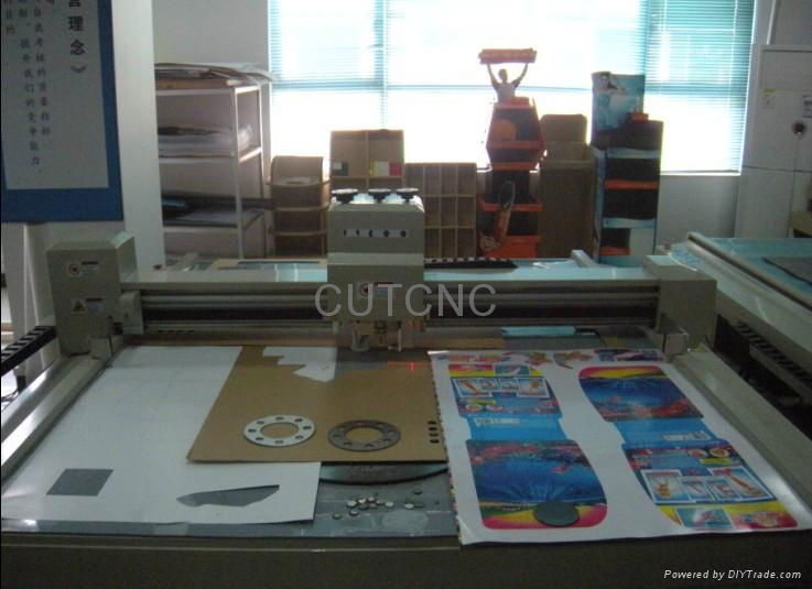 Foam honeycomb board paper promtion display stand cutting machine