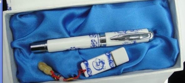 bule and white porcelain pen set gift 3