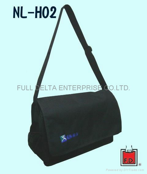 Nylon bag / shoulder bag