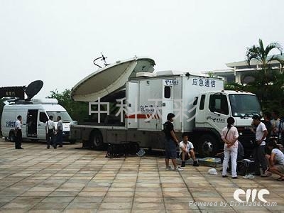 移動通訊指揮車