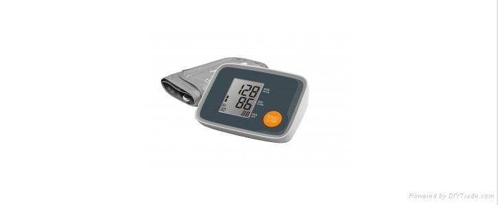 upper arm digital blood pressure monitor