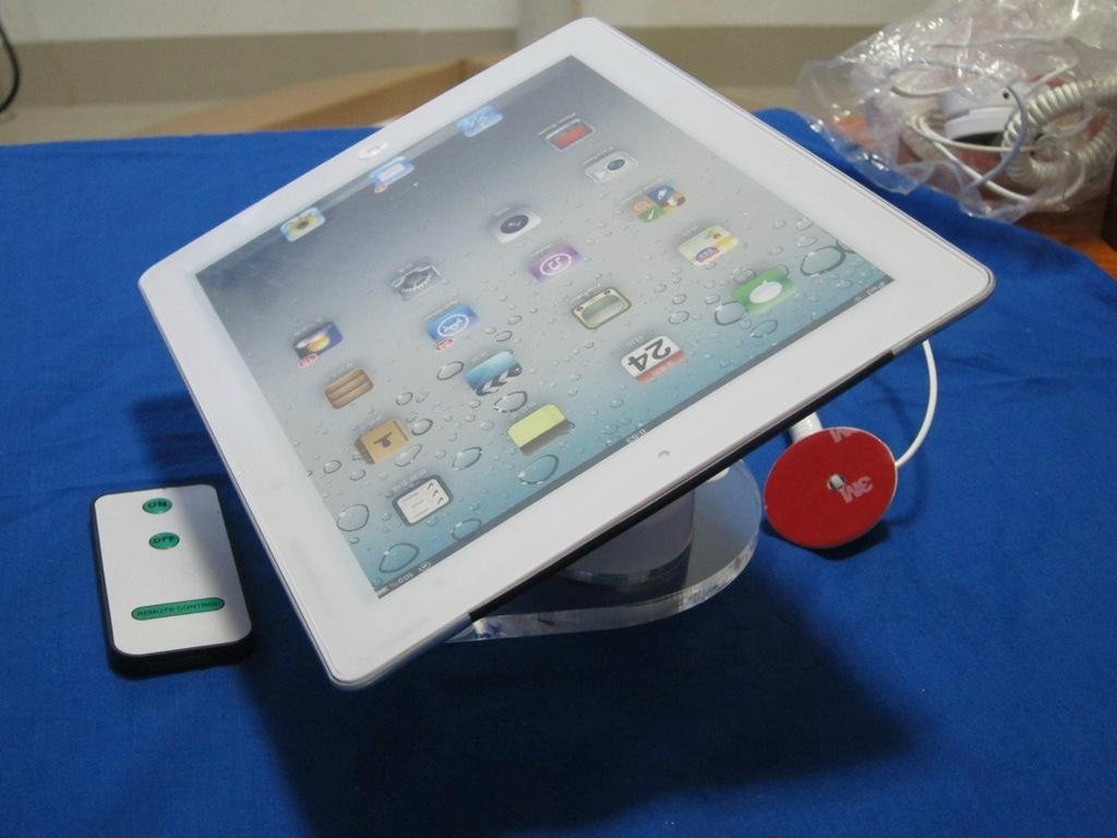 Acrylic Security display holder for IPad with Charge And Alarm 2