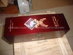 Wooden box wine