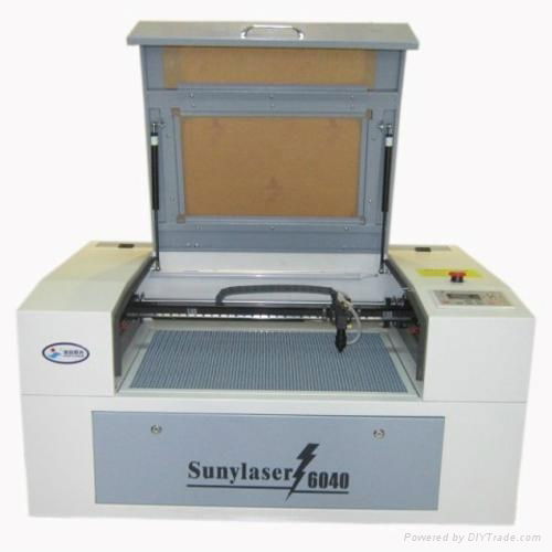 High Qualitiy Mini Laser Engraving Machine with CE FDA 2