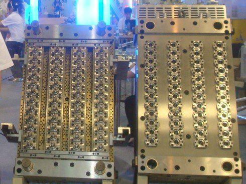 48-cavity preform mould 4