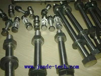 Titanium screw 