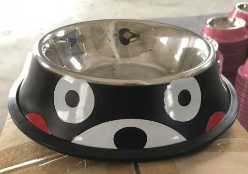 stainless steel pet bowls in color coat with antiskid rubber