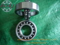 Self-aligning ball bearings