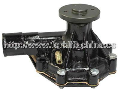 Komatsu forklift spare parts 4D94E Water Pump 4