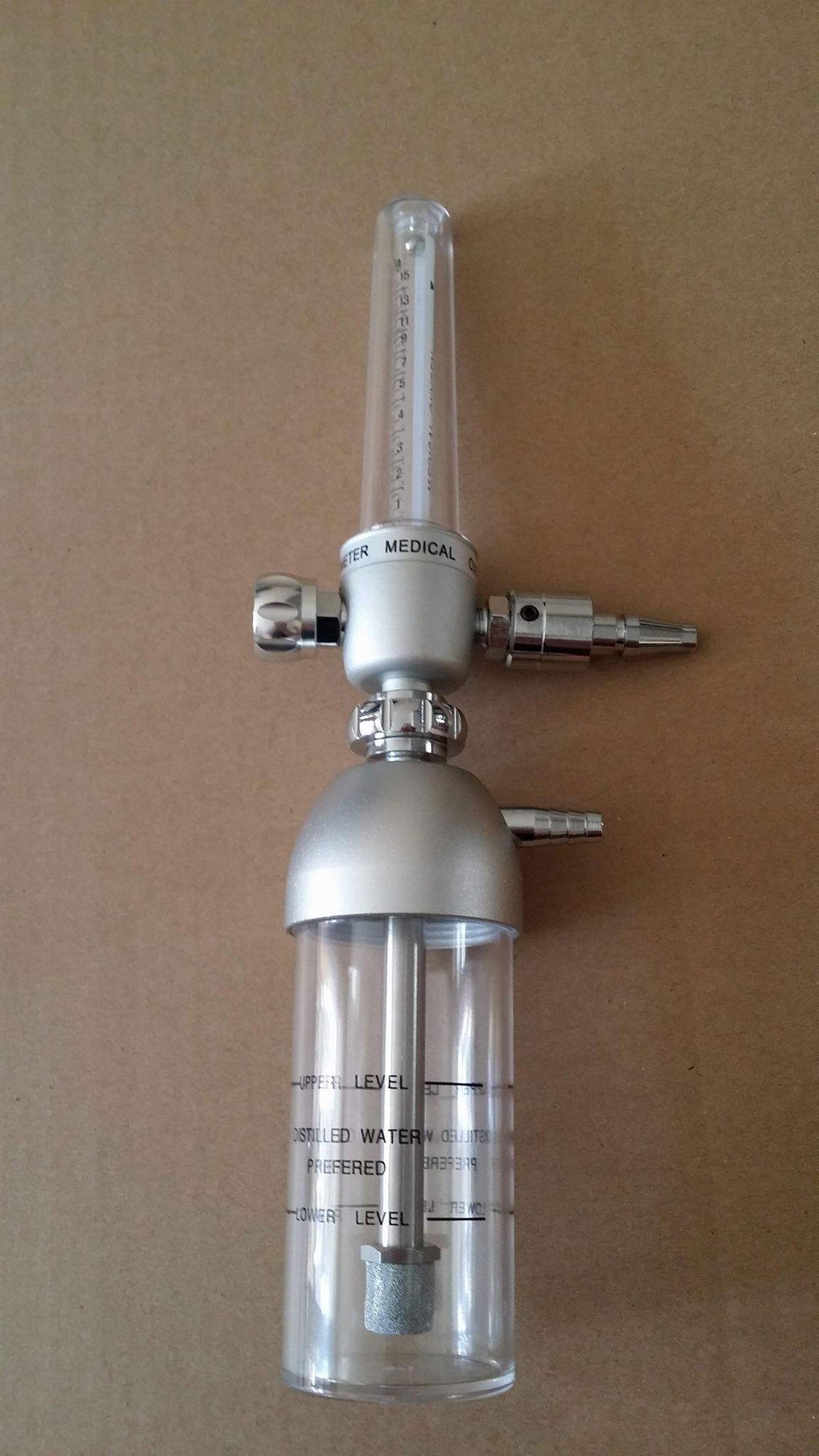 Oxygen Flowmeter with Humidifier 4