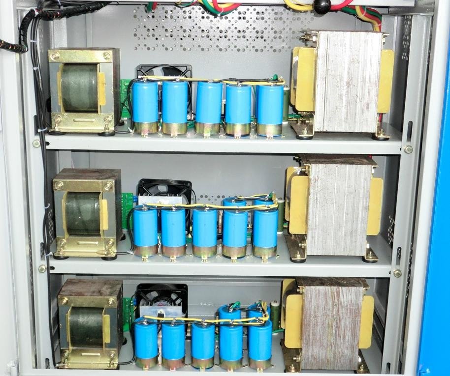 Capacitor-type precision purified  Voltage Regulator  4