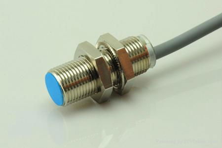 Long sensing distance proximity sensor 2