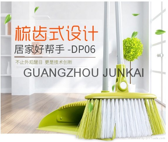 2017 New type DUSTPAN WITH BROOM 2