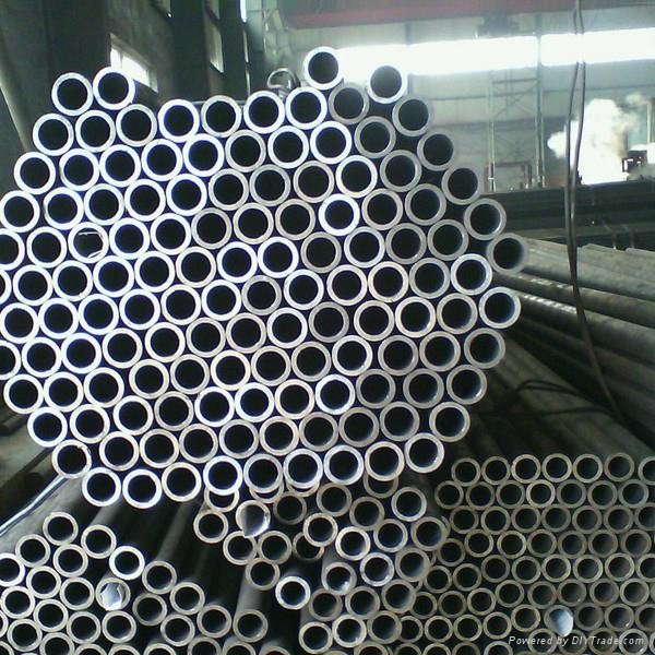 API 5L GR.B  ASTM A106 GR.B hot rolled seamless steel pipe 5