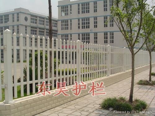 南京PVC塑鋼圍欄 3
