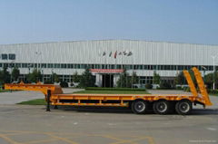 lowbed semi-trailer