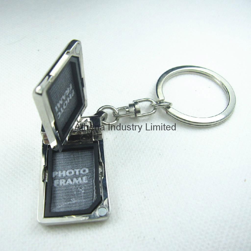 Rectangle small rotatable metal photo frame keyring 3