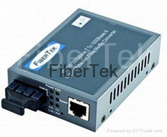 Gigabit Ethernet 10/100/1000Base-T to