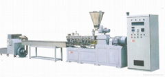 Double screw granulator