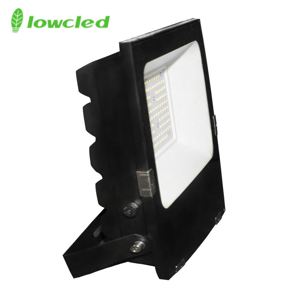 5years warranty 100-277V AC 70W 130LM/W IP65 LED Flood light CE, ROHS 3