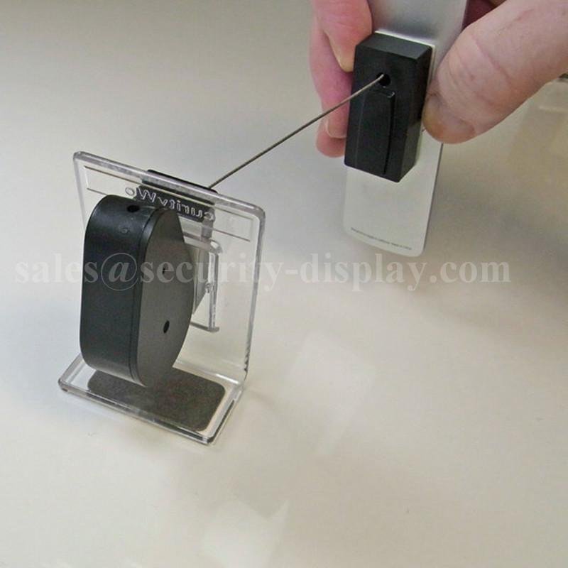 Mobile Phone Anti Theft Pull Box  Recoiler with Magnet Holder 2