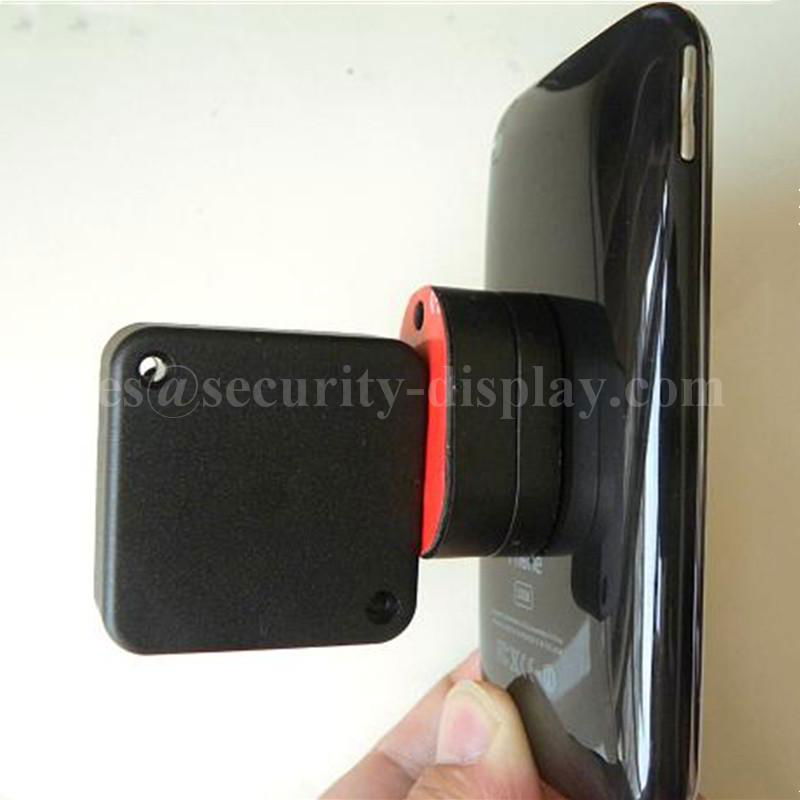 Anti-Theft Retractable Pull Box 5