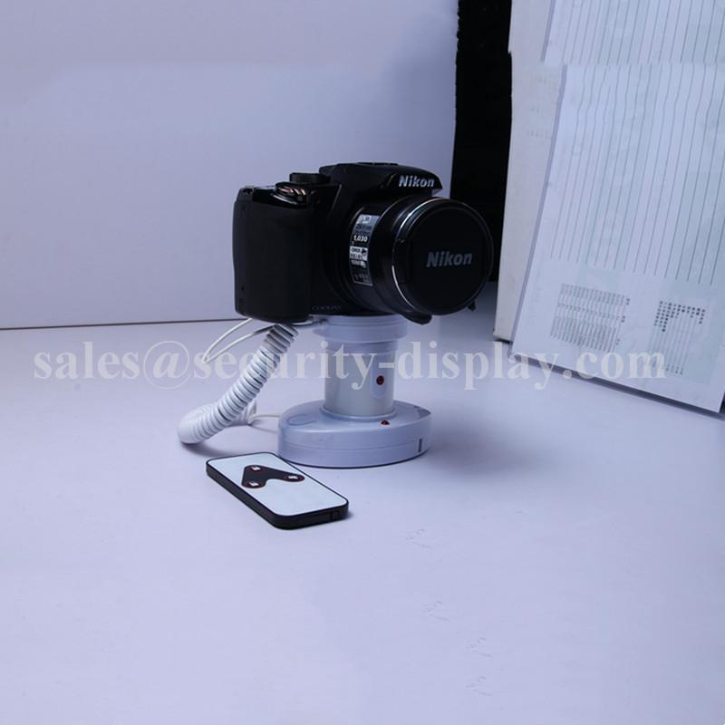 camera display holder with alarm function