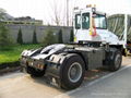 SINOTRUK HOVA Yard Low-speed Tractor