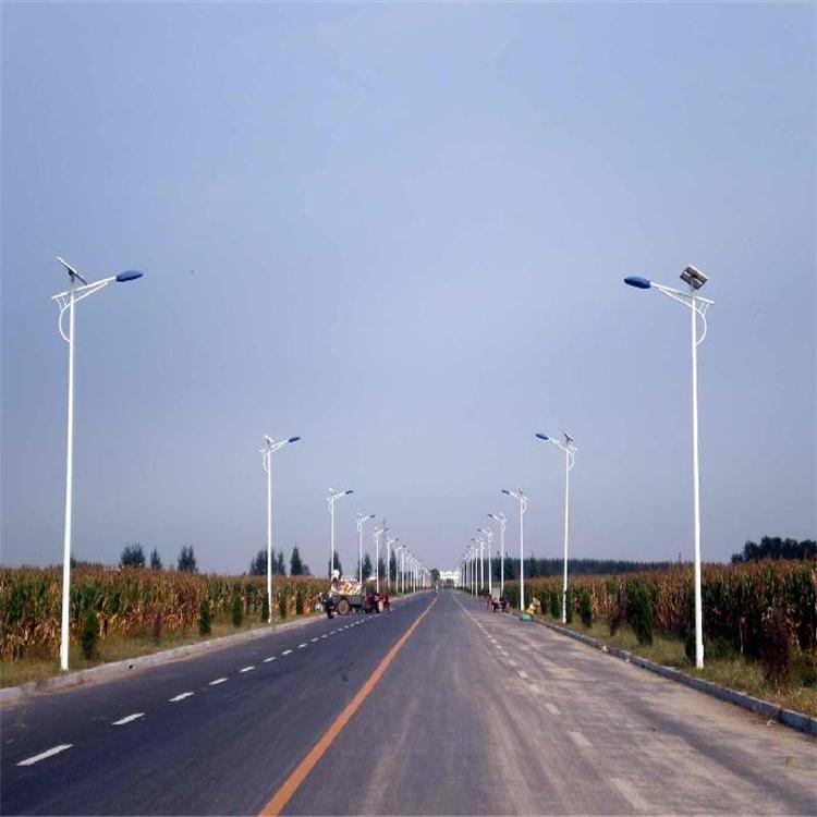 6米30瓦河南光伏照路燈 3
