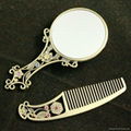 Hand Mirror with comb 2