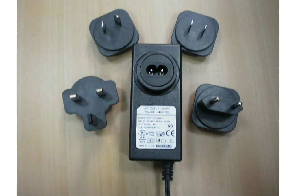 15V1A exchangeable plugs power adapter 3