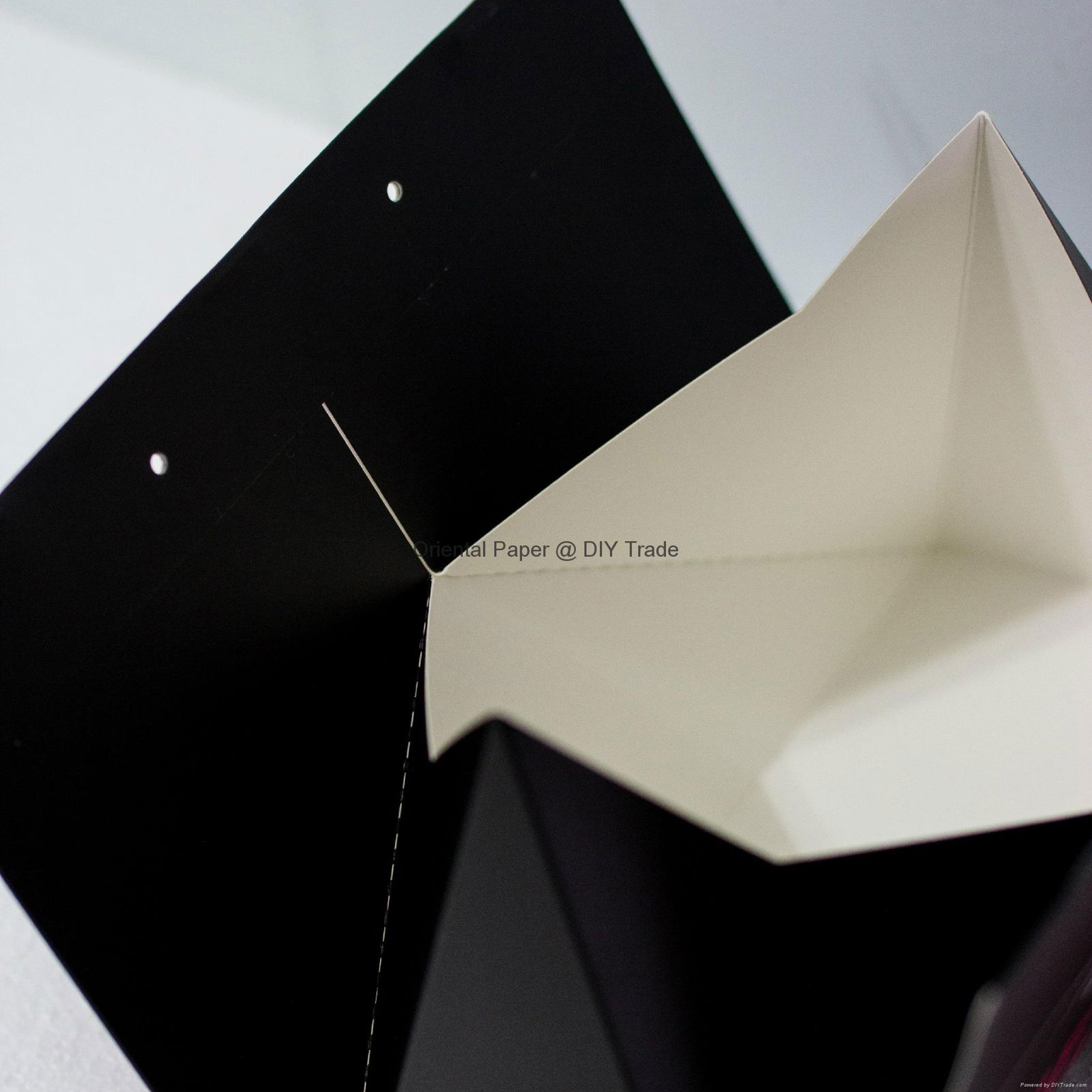 Featured & Good Quality & Foldable Paper Box for Cosmetic