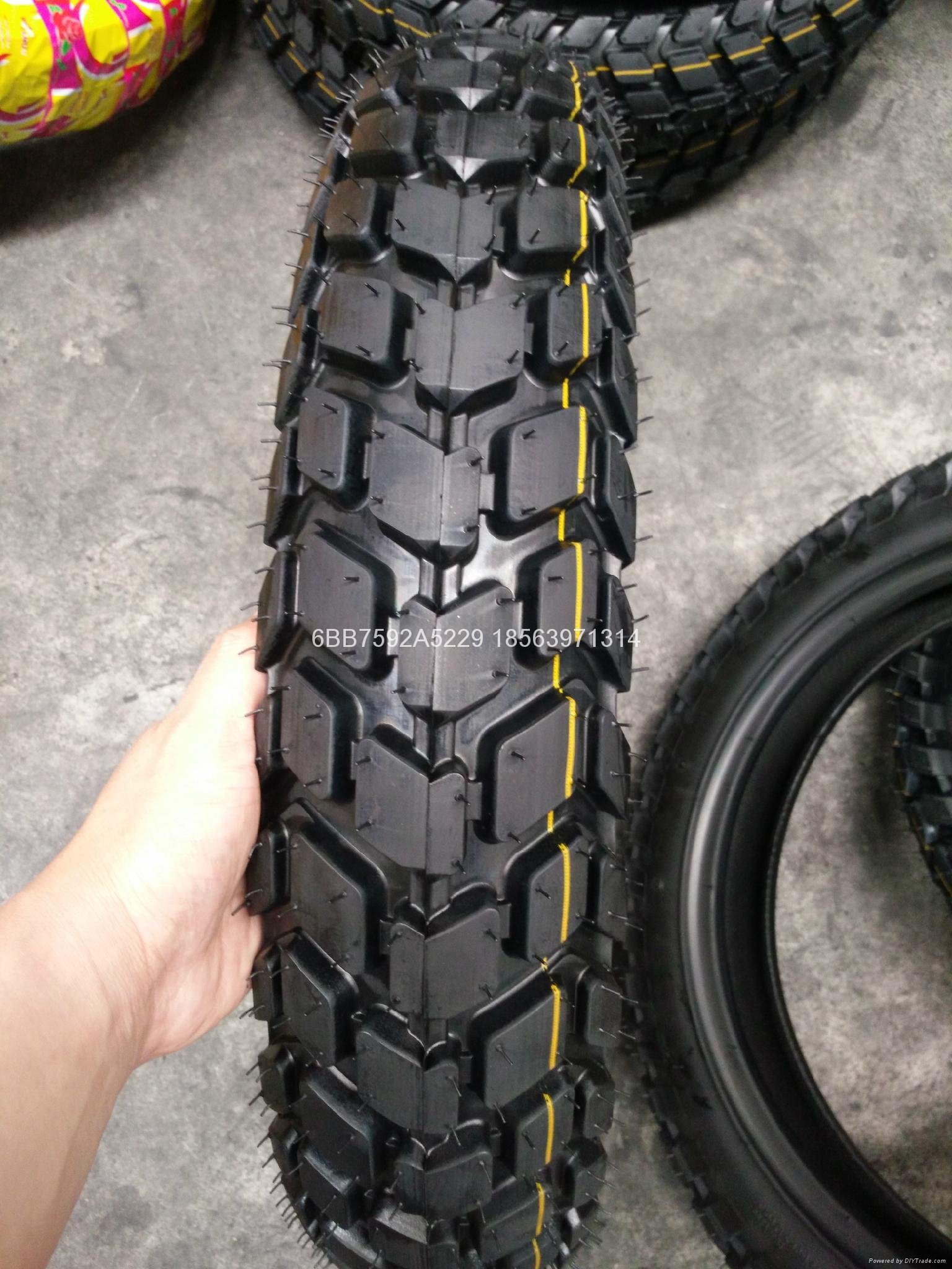 Good quality motorcycle tyre275-18 3