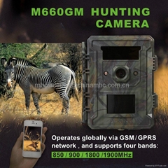 Fast trigger time 12Mp Mini BestokHunting Camera Waterproof IP54