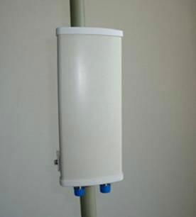 5GHz Broadband dual-polar Directional antenna