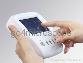 Handheld Multi-parameter Patient Monitor LC207 2