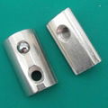 Roll-in-T-slot nut 1