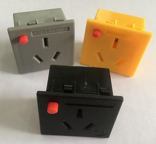 b-star品牌新国标10a插座带防脱落按键