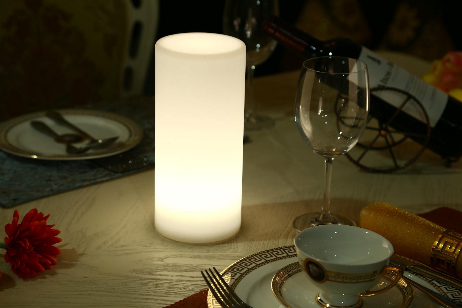 Modern led rechargeable table lamp 3
