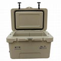 Roto Cooler Box 35L