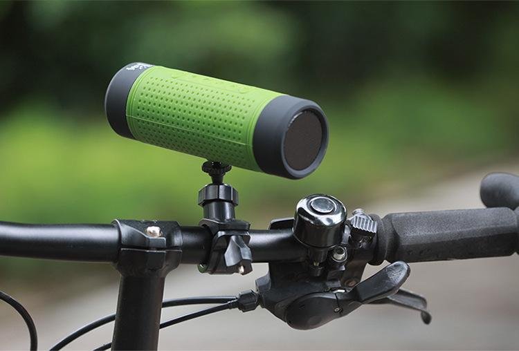 Outdoor waterproof Bluetooth speaker for bicycle with LED light 1