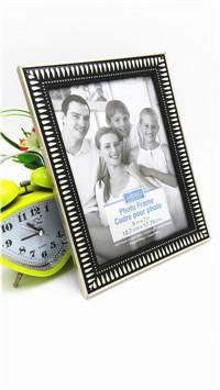 Large FOTO frame and Small PHOTO FRAEM 