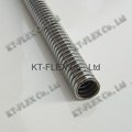 Squarelocked stainless steel flexible conduit 3