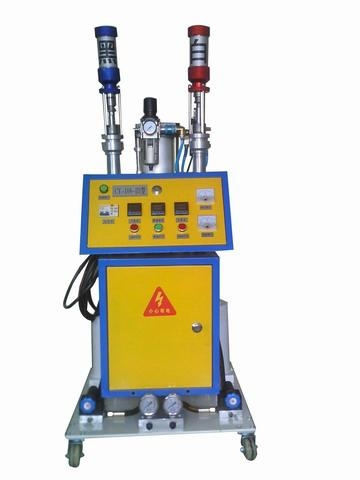聚氨酯硬泡噴塗發泡機 4