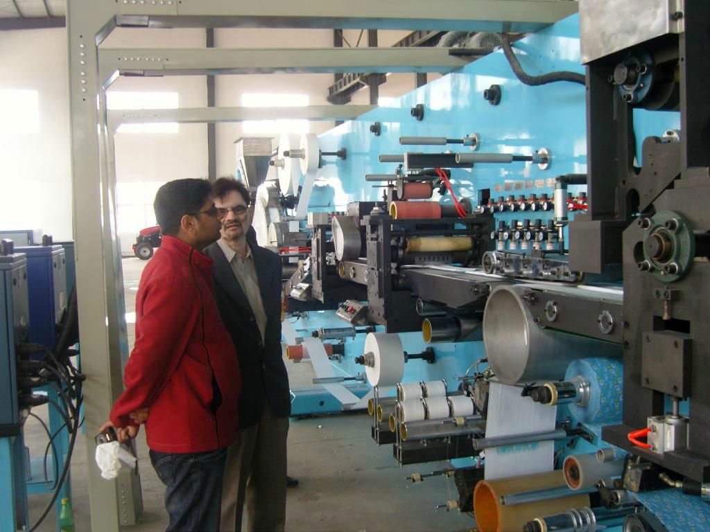 Production line for baby diaper or baby diaper machine 4