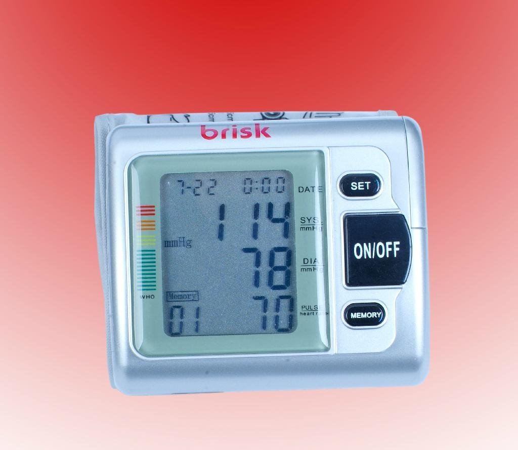 digital blood pressure meter   2