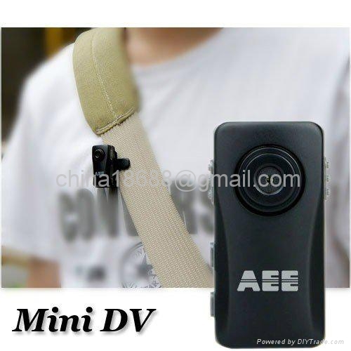 Mini hands free camcorder for Police with Thumb Size Support RTC + VOX