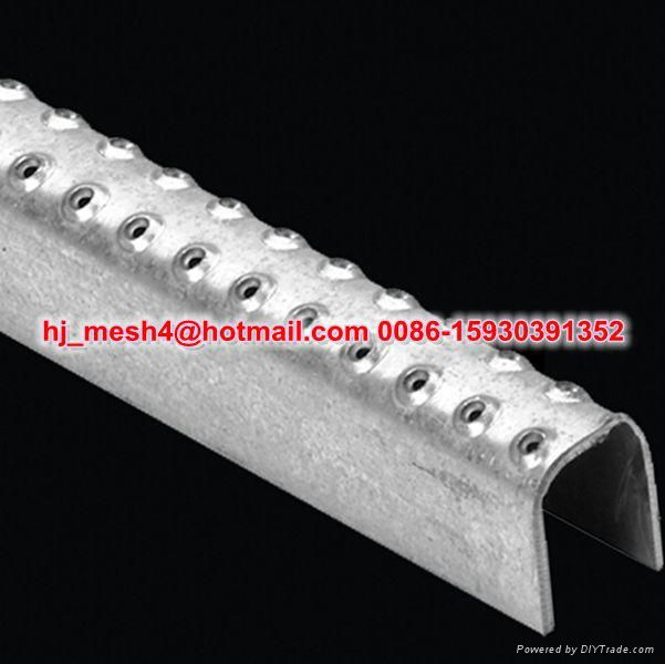 aluminum ladder rungs 3